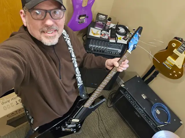 Epiphone Excalibur in Guitars in Ottawa - Image 5