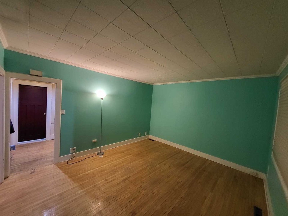 2 bedroom house with office for rent in King Edward Park 3