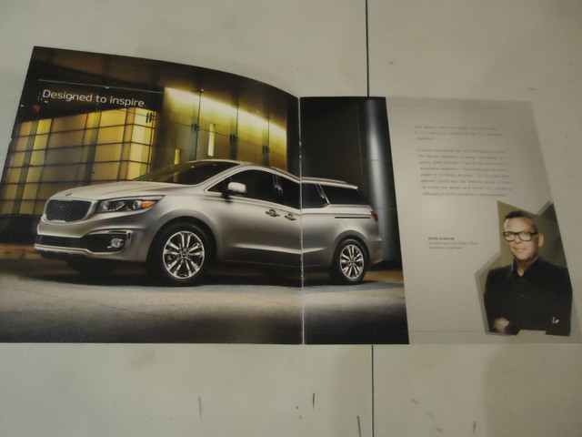 2015 KIa Sedona Sales Brochure. New. Can mail in Canada in Arts & Collectibles in Barrie - Image 2