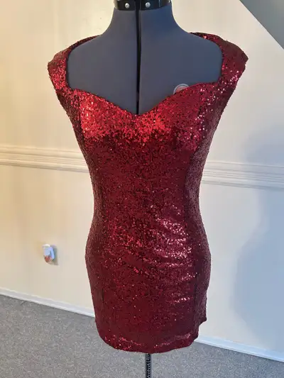 New Guess mini evening dress, size US 8