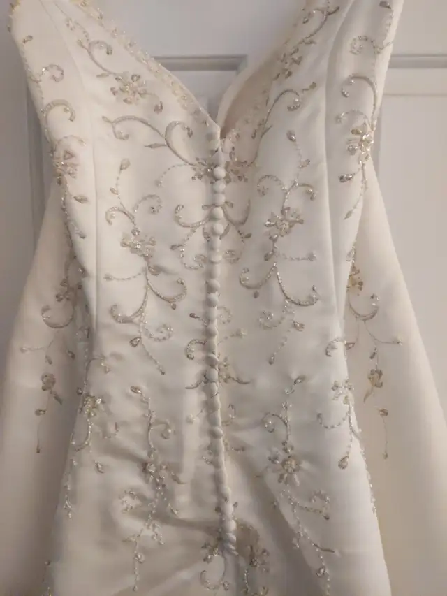 Wedding dress64556777568387121