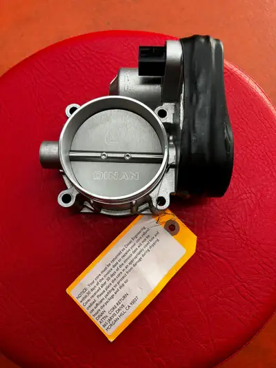 Dinan high performance throttle body. part number D760/3700 For more info,Call at 4165400666