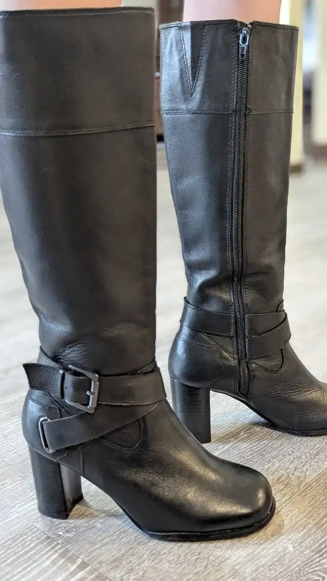 Women's leather boots size 7 in Women's - Shoes in City of Toronto - Image 4