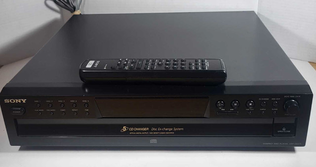 Sony CDP-CE275  5 Disc CD Player Changer Carousel W/Remote in General Electronics in Oshawa / Durham Region