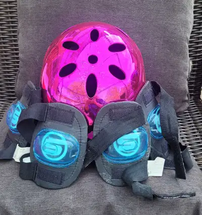 Avigo Kid's Bike Helmet Set, Includes Elbow and Knee Pads , View more