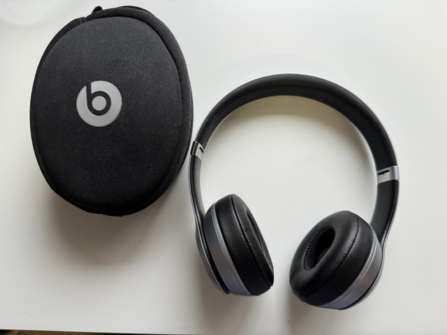 Beats Solo 2 Space Grey EDITION  in Other in Markham / York Region