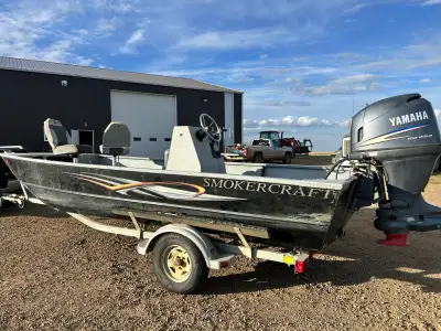 2011 Smokercraft Riverboat Yamaha 4 stroke outboard motor Small wet well Original owner, runs great,...