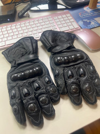 Teknic chrome gloves