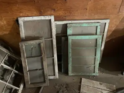 $10 a window 306-861-5180 Weyburn