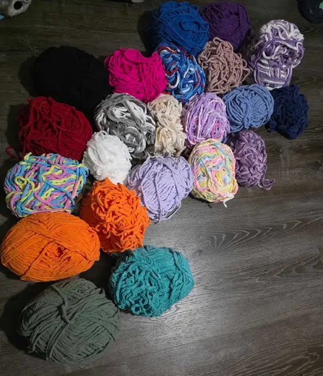 Bernat Blanket Yarn Lot 