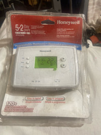 Programmable  thermostat