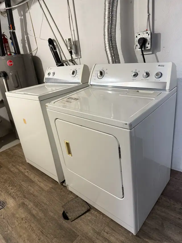 Amana Laundry Set Washer Dryer  in Washers & Dryers in Kitchener / Waterloo - Image 2
