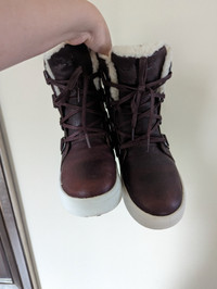 Baffin High Park Women's Winter Boots - Size 6.5