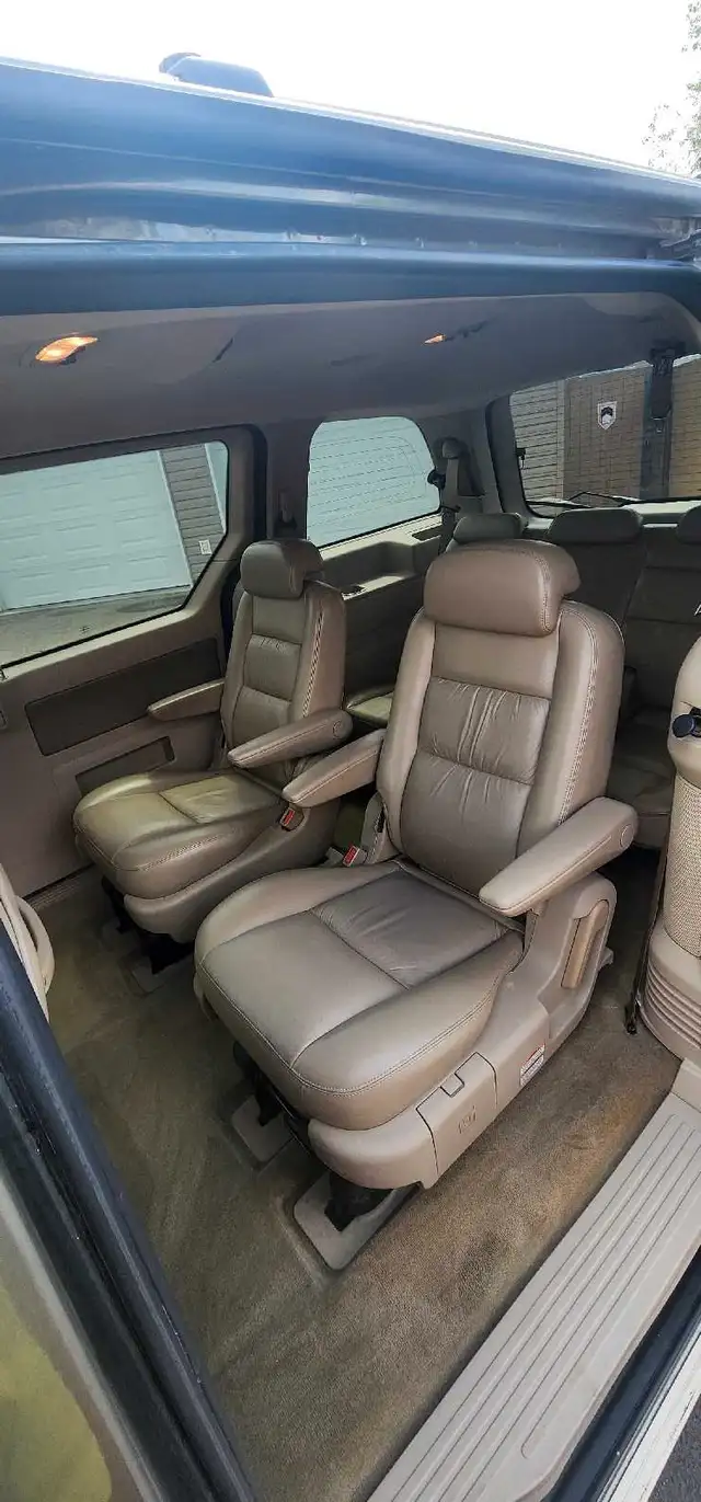 Ford freestar 2005 in Cars & Trucks in Edmonton - Image 6