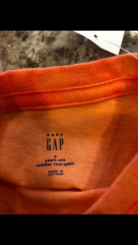 Baby Boys Gap T-Shirt Size 2 Years **BRAND NEW** in Clothing - 2T in Calgary - Image 3