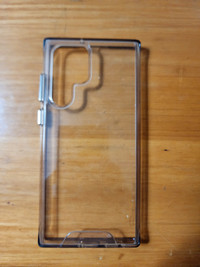 S22 Clear Case including a ring stand