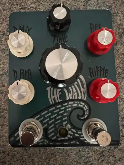 Hungry Robot Pedals - The Wash V2, View more