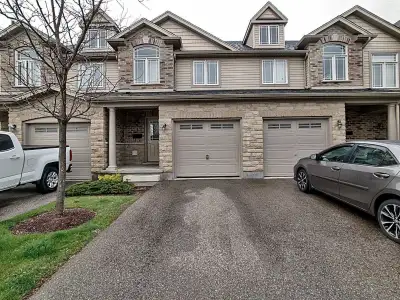 3 upper floor bedrooms available in a clean and modern spacious fully furnished* 4 bedroom townhouse...