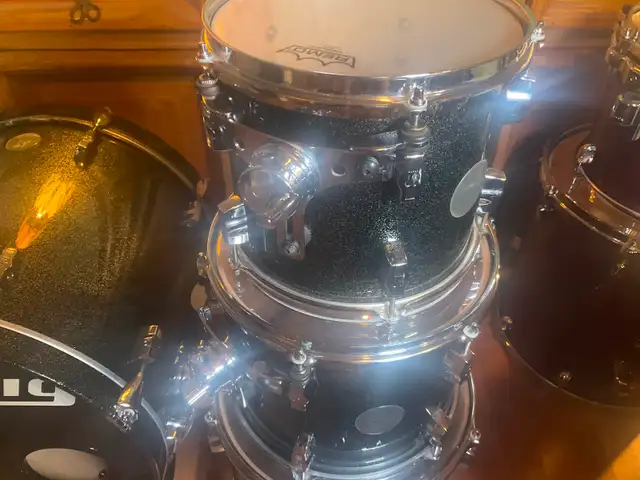 Sonor Force 3005 /  Black Sparkle in Drums & Percussion in City of Toronto - Image 3