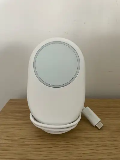 Google Pixelsnap Magnetic Wireless Charger with Stand, View more