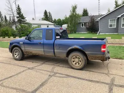 2008 ford ranger 2wd 4.0l 214000km Drivers fine currently daily driver Will need new tires Box is VE...