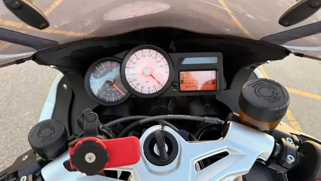 2015 - K1300S Motorsport Edition in Sport Touring in City of Toronto - Image 8