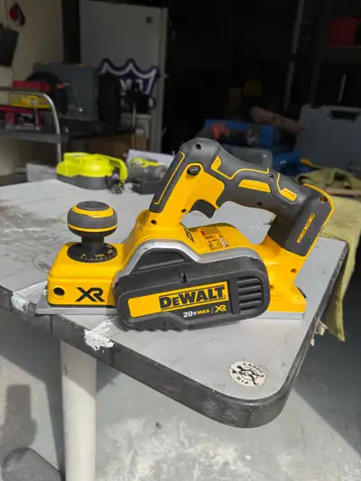 DEWALT 20V MAX Brushless Planer (Model DCP580B) Tool Only, View more