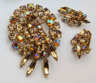 Amber/Gold Tones Rhinestone Brooch and Clip On Earrings Sparkling Aurora Borealis stones, set in rho...