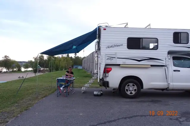 2013 Toyota Tundra + 2015 Campeur Bohémien de Campeur Frédéric in RVs & Motorhomes in Laval / North Shore - Image 7