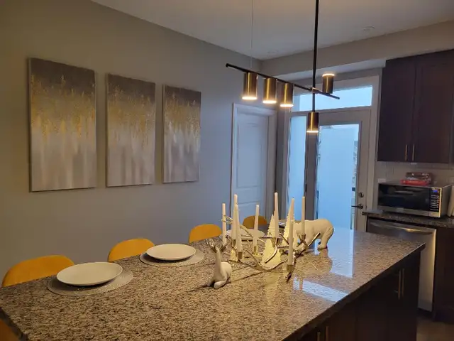 Modern Black LED Hanging Chandelier Light for Kitchen Island in Indoor Lighting & Fans in Mississauga / Peel Region - Image 3