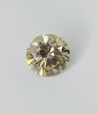 Brand New MOISSANITE Ct: 7.5ct Cut: Round Clarity: VVS1 Color: Golden Yellow Size: 12mm width