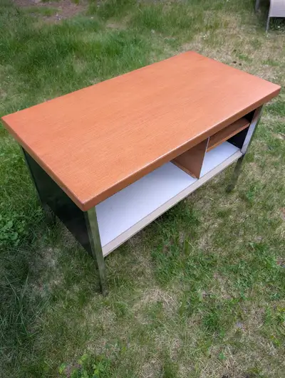 Steel/Wood Sidebar, View more