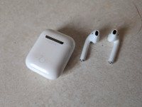 REAL Apple Airpods