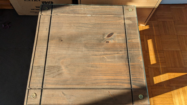 Table bassse antique rustique en bois de pin dans Tables basses  à Longueuil/Rive Sud - Image 3