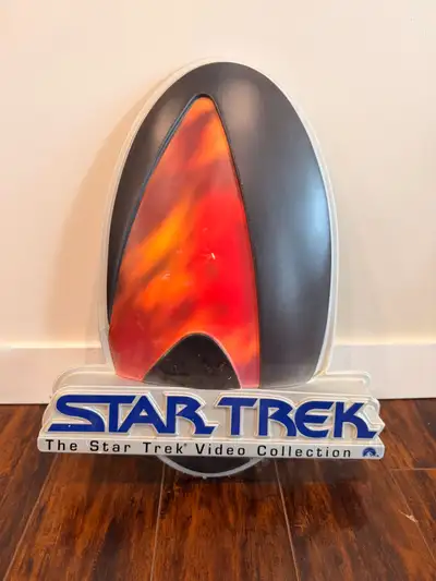 Boldly go where no wall has gone before with this Star Trek emblem wall art! This emblem is in used...