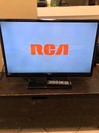 RCA 28 inch LED TV/DVD Combo HDMI