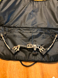 Never Used Compound Bow with All Accessories