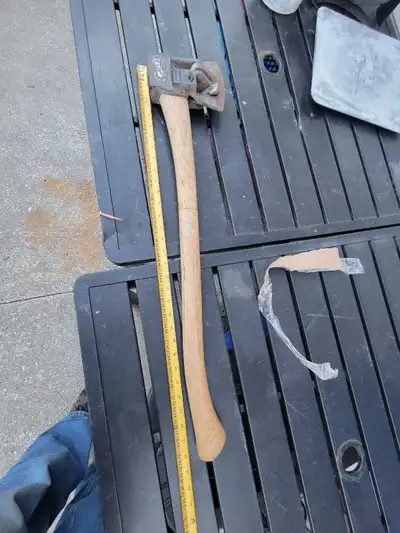 Chopper 1 splitting axe in good shape , View more