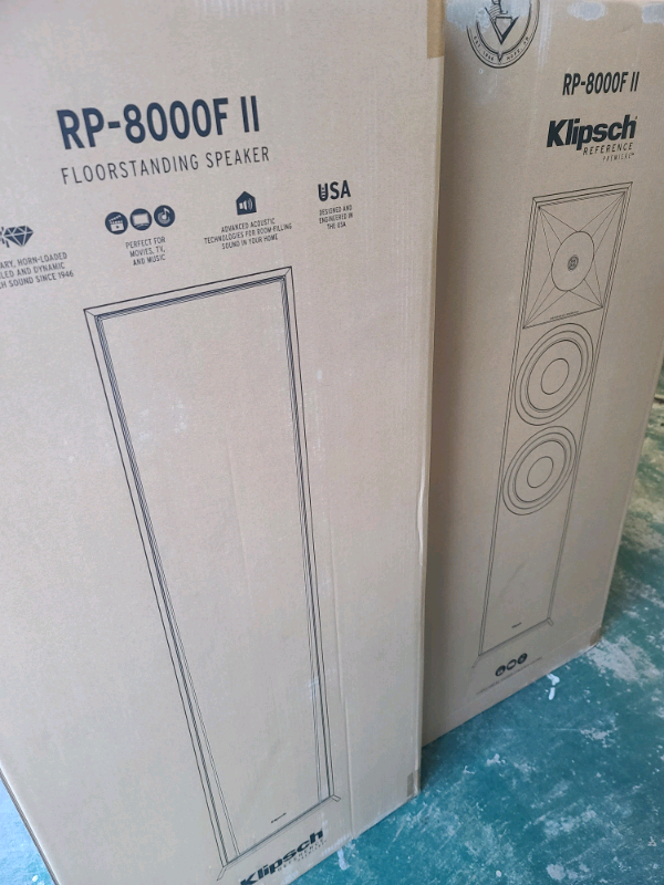 Klipsch rp-8000fii walnut floorstanding speakers rp-8000fwii in Speakers in Markham / York Region - Image 5