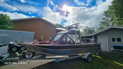 Weldcraft 20 Angler XT 22ft 10 in. Two Batteries - 1 Brand New this Year Raymarine Quantum 2 Doppler...