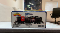 Ho scale train and caboose