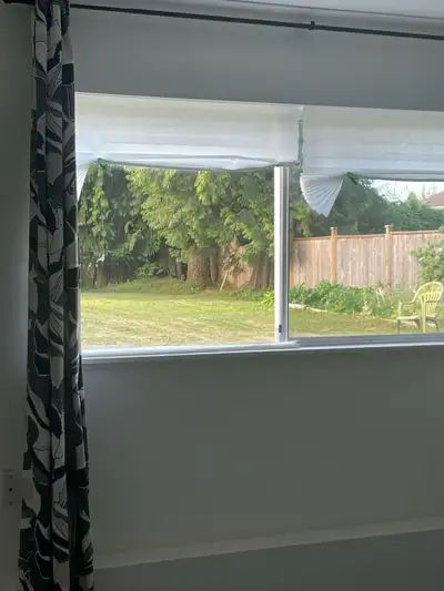 This spacious 2-bedroom basement suite is located near Surrey Memorial Hospital. It includes a full...