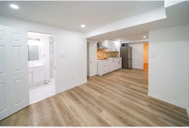 1 Bedroom basement in Pickering in Long Term Rentals in City of Toronto - Image 2