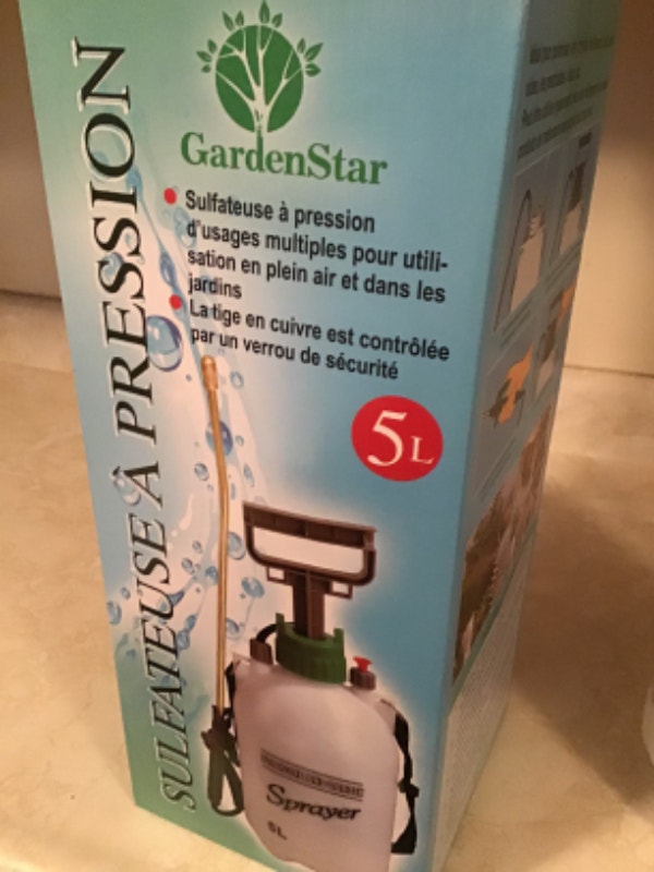 Pulvérisateur à Pression TOTAL 1,5L - 2,5 Bars - Jardinage Et Nettoyage - Buse Orientable