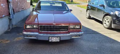 1986 Caprice Maroon 4 door 4.3 auto PS PB asking 11000.00