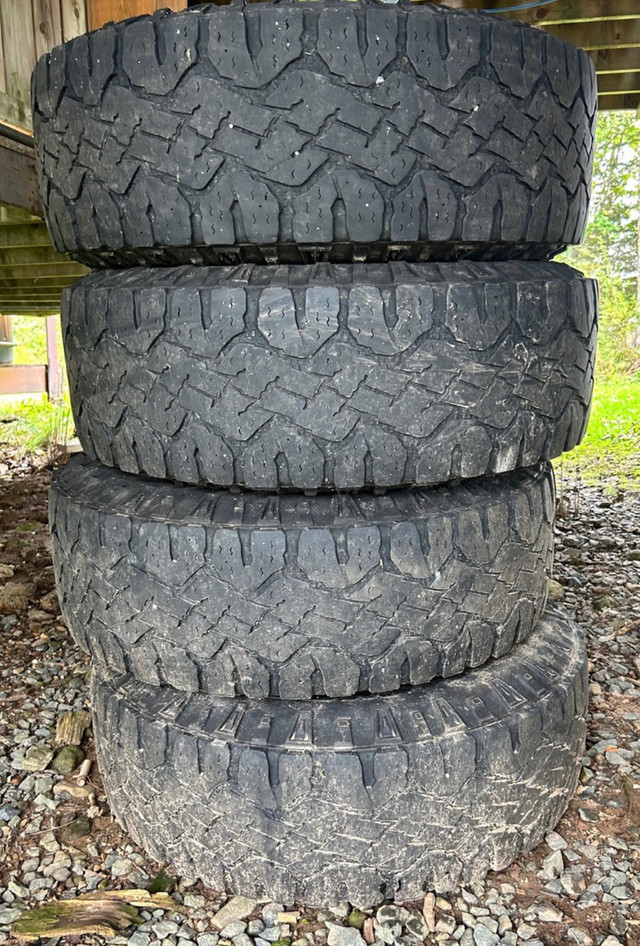 Goodyear duratrac 18”rims in Tires & Rims in City of Halifax