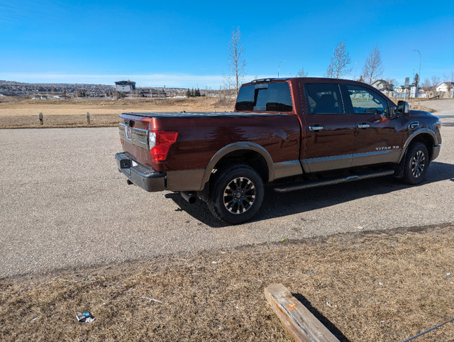 *** 2016 NISSAN TITAN XD Cummins Diesel *** in Cars & Trucks in Calgary - Image 4