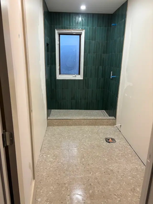 Ceramic Tile Installer547047210190776323
