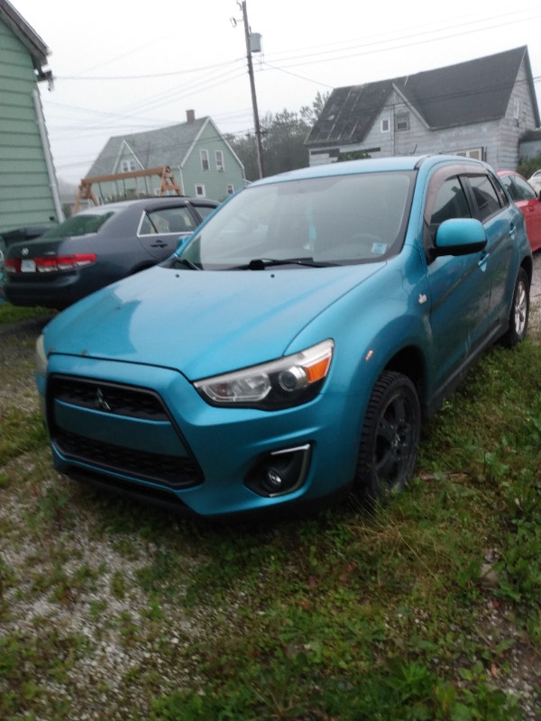 2010 Mitsubishi RVR for parts Auto Body Parts Cape Breton Kijiji