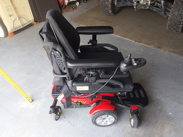 Jazzy 6 Select Power Wheelchair in Health & Special Needs in Sault Ste. Marie